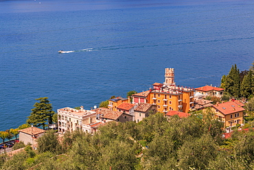 View of Lake Garda from near Albisano on Lake Garda, Veneto, Italian Lakes, Italy, Europe