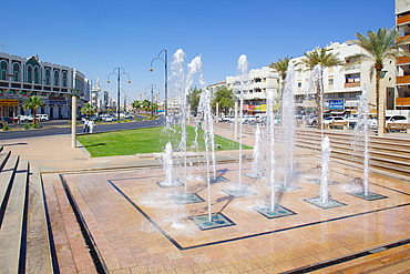 View down Zayed Bin Sultan Street, Al Ain, Abu Dhabi, United Arab Emirates, Middle East