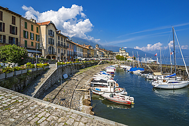 View of harbour in lakeside town of Cannobio and Lake Maggiore, Lake Maggiore, Piedmont, Italian Lakes, Italy, Europe