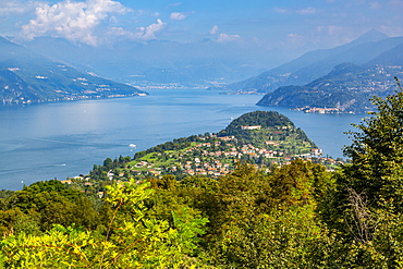 View of Bellagio, Lake Como and Vezio in distance, Province of Como, Lake Como, Lombardy, Italian Lakes, Italy, Europe