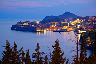 Old Town, UNESCO World Heritage Site, at dusk, Dubrovnik, Dalmatia, Croatia, Europe