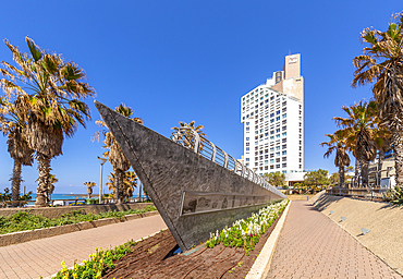 View of public garden commemorating first migrants who reached Israel by sea, London Square, Jaffa, Tel Aviv, Israel, Middle East