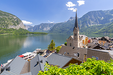 Elevated view of Hallstatt village, UNESCO World Heritage Site, Salzkammergut region of the Alps, Salzburg, Austria, Europe