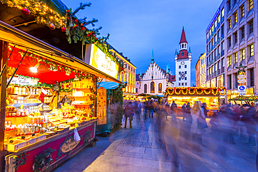 View of Christmas Market in Marienplatz and Old Town Hall at dusk, Munich, Bavaria, Germany, Europe