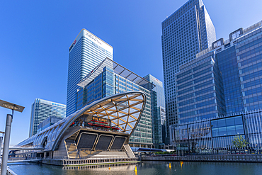 View of the Crossrail Station in Canary Wharf, Docklands, London, England, United Kingdom, Europe