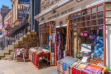 View of traditional tartan fabric shop on the Golden Mile (Royal Mile), High Street, Edinburgh, Scotland, United Kingdom, Europe