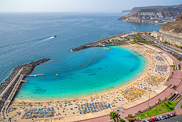 View of Playa de Amadores beach from elevated position, Puerto Rico, Gran Canaria, Canary Islands, Spain, Atlantic, Europe