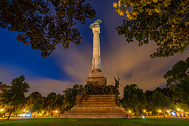 View of Monument to the Heroes of the Peninsular War at night, Porto, Norte, Portugal, Europe