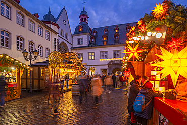 View of Christmas Market in Jesuitenplatz in historic town centre at Christmas, Koblenz, Rhineland-Palatinate, Germany, Europe