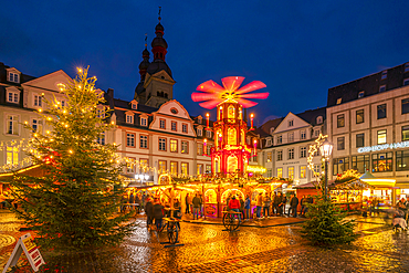 View of Christmas Market in Brunnen Am Plan in historic town centre, Koblenz, Rhineland-Palatinate, Germany, Europe