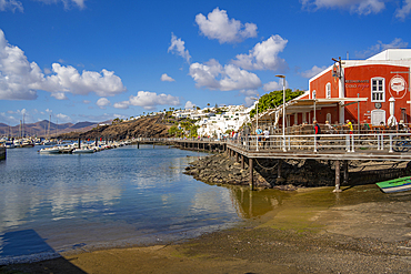 View of restaurant overlooking harbour, Puerto del Carmen, Lanzarote, Las Palmas, Canary Islands, Spain, Atlantic, Europe