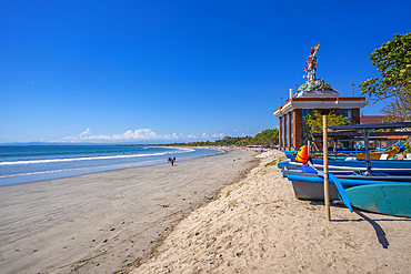 View of Shelter Kebencanaan overlooking Kuta Beach, Kuta, Bali, Indonesia, South East Asia, Asia