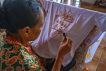 View of lady garment painting batik artwork, Kesiman Kertalangu, East Denpasar, Denpasar City, Bali, Indonesia, South East Asia, Asia