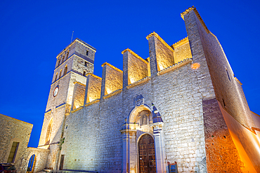 View of Cathedral in Dalt Vila district at dusk, UNESCO World Heritage Site, Ibiza Town, Eivissa, Balearic Islands, Spain, Mediterranean, Europe