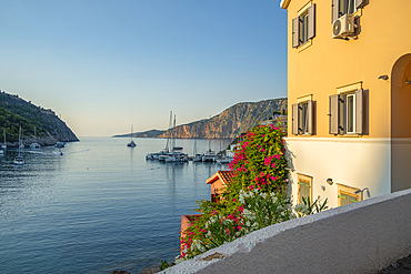 View of harbour in Assos in golden hour, Assos, Kefalonia, Ionian Islands, Greek Islands, Greece, Europe