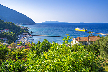 View of harbour in Poros, Poros, Kefalonia, Ionian Islands, Greek Islands, Greece, Europe