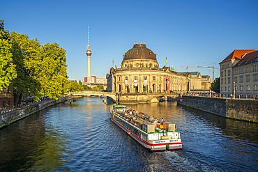 View of River Spree and Bode Museum, Museum Island, UNESCO World Heritage Site, Berlin Mitte district, Berlin, Germany, Europe