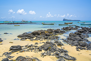 View of beach and turquoise Indian Ocean on sunny day in Cap Malheureux, Mauritius, Indian Ocean, Africa