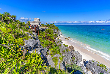 View of Mayan Temple ruins overlooking the sea, Tulum, Quintana Roo, Caribbean Coast, Yucatan Peninsula, Riviera Maya, Mexico, North America