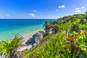 View of coastline overlooking the sea, Tulum, Quintana Roo, Caribbean Coast, Yucatan Peninsula, Riviera Maya, Mexico, North America