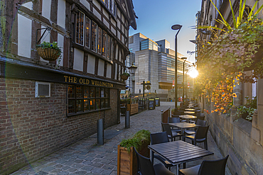 View of Old Wellington pub and Cathedral Gate, Manchester, Lancashire, England, United Kingdom, Europe