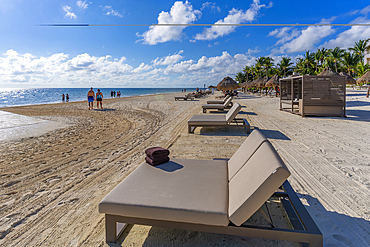 View of sun loungers on beach at Puerto Morelos, Caribbean Coast, Yucatan Peninsula, Riviera Maya, Mexico, North America