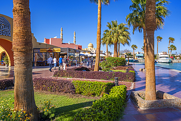 View of waterfront and mosque in Hurghada Marina and Al Mina Mosque in background, Hurghada, Red Sea Governorate, Egypt, North Africa, Africa