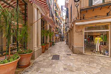 View of shops and architecture in Palma, Palma de Mallorca, Majorca, Balearic Islands, Spain, Mediterranean, Europe