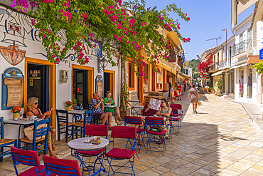 View of cafes and restaurants in Gaios Plaza de l'Ascension in Gaios Town, Paxos, Ionian Sea, Greek Islands, Greece, Europe