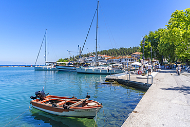 View of boats and harbour in Thassos Town, Thassos, Aegean Sea, Greek Islands, Greece, Europe