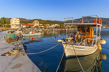 View of boats in the harbour at Skala Kallirachis, Skala Kallirachis, Thassos, Aegean Sea, Greek Islands, Greece, Europe