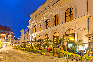 View of Grand Central Hotel and restaurant at dusk, Oslo, Norway, Scandinavia, Europe