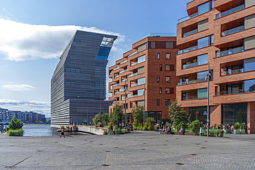 View of the Munch Museum from Bispekaia on a sunny day, Oslo, Norway, Scandinavia, Europe