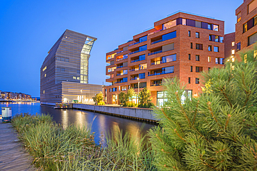 View of the Munch Museum from Bispekaia at dusk, Oslo, Norway, Scandinavia, Europe