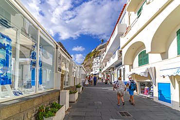 View of street and whitewashed buildings in Sant'Angelo, Sant'Angelo, Island of Ischia, Campania, Italy, Europe