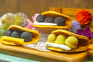 View of traditional Japanese sweets in shop window, Asakusa, Taito City, Tokyo, Japan, Asia