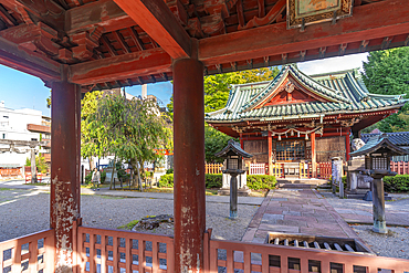 View of the Ozaki Shrine on a sunny day, Kanazawa City, Ishikawa Prefecture, Honshu, Japan, Asia