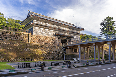 View of Nezumita-mon Gate entrance to Kanazawa Castle, Kanazawa City, Ishikawa Prefecture, Honshu, Japan