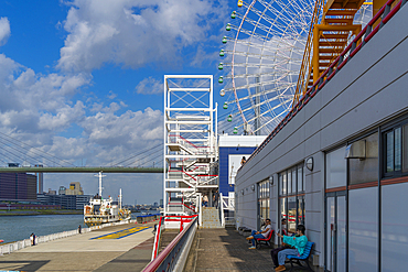 View of Tempozan Harbor Village and ferris wheel, Kaigandori, Minato Ward, Osaka, Japan, Asia