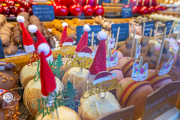 View of toffee apples on Christmas Market stall in Altstadt Spandau, Spandau, Berlin, Germany, Europe