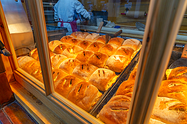 View of baked products on Christmas Market stall in Altstadt Spandau, Spandau, Berlin, Germany, Europe