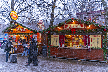 View of Christmas market during winter at dusk, Stortingsparken, Oslo, Norway, Scandinavia, Europe