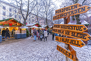 View of Christmas market during winter at dusk, Stortingsparken, Oslo, Norway, Scandinavia, Europe