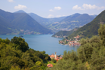 View of Lake Iseo near Sulzano, Lombardy, Italian Lakes, Italy, Europe