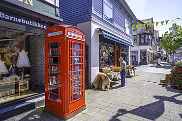 View of shops on Haraldsgata street on a sunny day, Haugesund, Rogaland County, Norway, Scandinavia, Europe