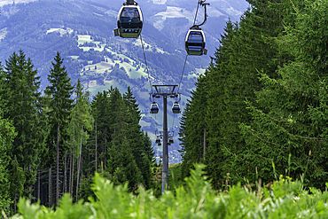 View of cable car at Mittelstation on a sunny day, Bruckberg, Salzburg, Austria, Europe