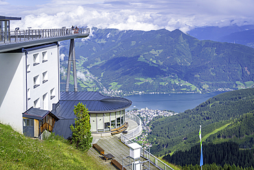 View of Zell am See and from Schmittenhöhebahn top station 2000m on a sunny day, Zell am See, Salzburg, Austria, Europe
