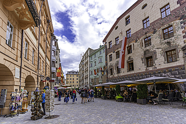 View of cafes in the old town of Innsbruck on a sunny day in summer, Innsbruck, Tyrol Region, Austria, Europe
