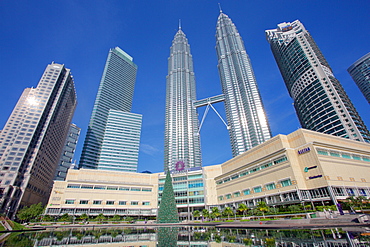 Petronas Twin Towers, Kuala Lumpur, Malaysia, Southeast Asia, Asia