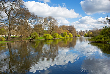 St. James's Park, Whitehall, Westminster, London, England, United Kingdom, Europe